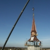 Montage einer neuen Turmspitze nach Vorbild (03/2007)